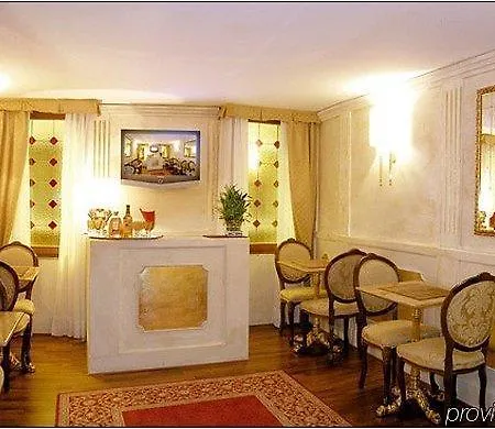 Hotel Noemi 